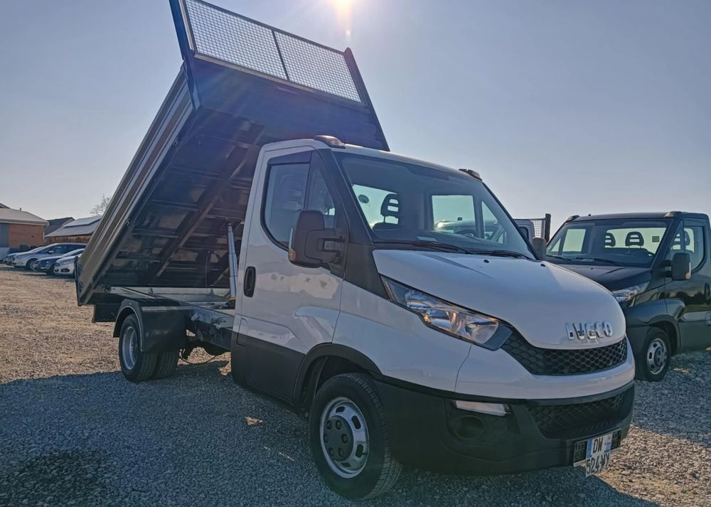 Iveco 35C15, 35C14, 35C13, 35C12 - Бус самосвал: снимка 4 Iveco 35C15, 35C14, 35C13, 35C12 - Бус самосвал: снимка 4