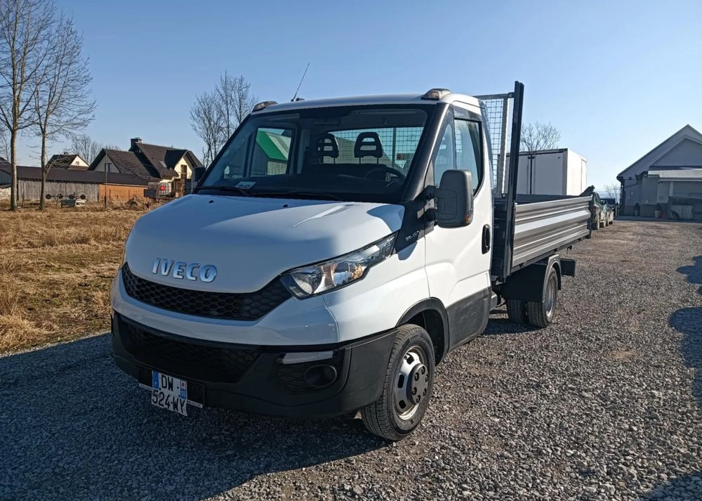 Iveco 35C15, 35C14, 35C13, 35C12 - Бус самосвал: снимка 3 Iveco 35C15, 35C14, 35C13, 35C12 - Бус самосвал: снимка 3