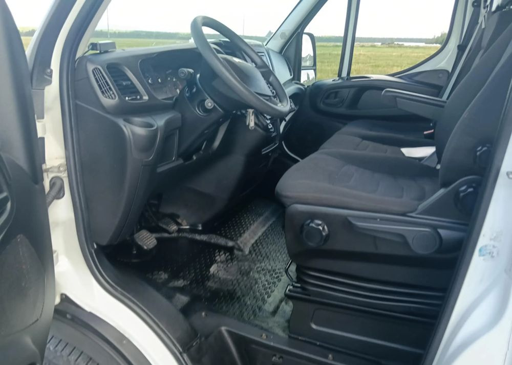Iveco 35S16, 35S15, 35S14, 35S13, 35C13, 35C14 - Хладилен бус: снимка 5 Iveco 35S16, 35S15, 35S14, 35S13, 35C13, 35C14 - Хладилен бус: снимка 5