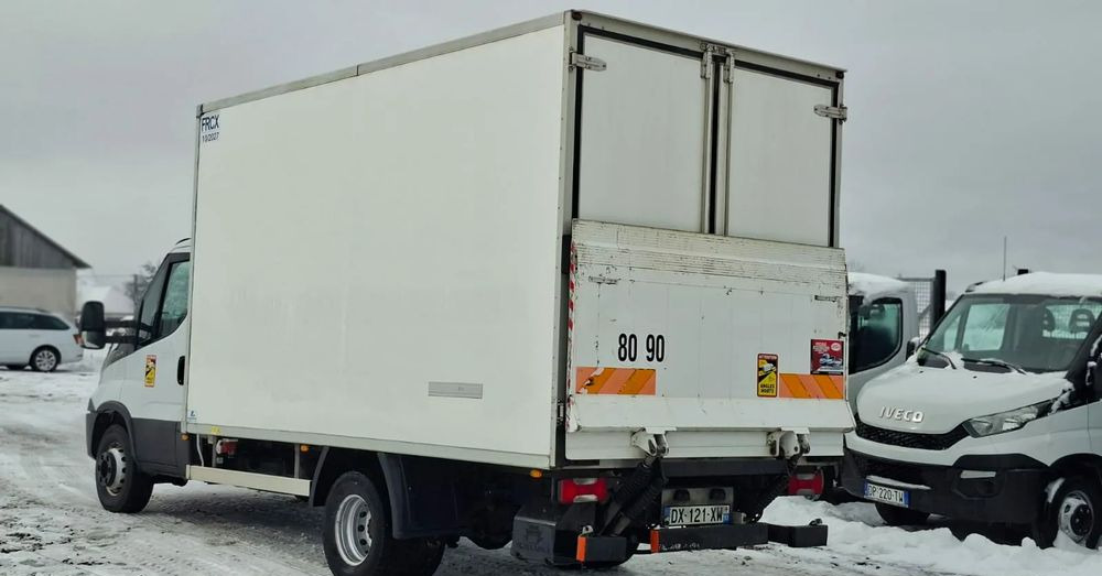Iveco 70C17, 35C17, 35C13, 35C15 - Хладилен бус: снимка 4 Iveco 70C17, 35C17, 35C13, 35C15 - Хладилен бус: снимка 4