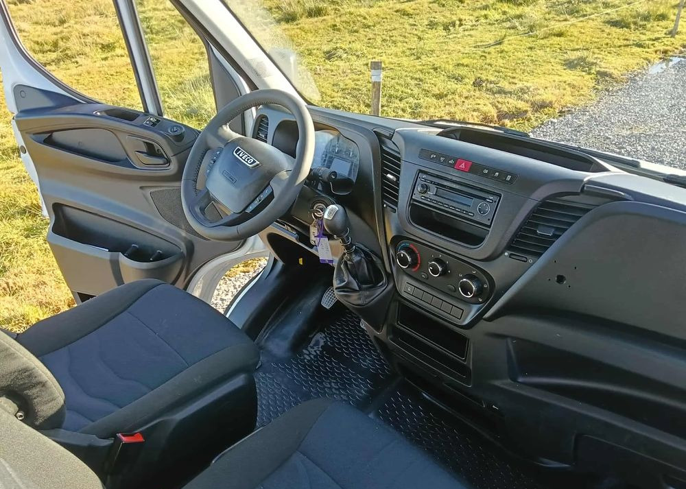 Iveco DAILY 35C13, 35C13, 35C15 - Бус самосвал: снимка 3 Iveco DAILY 35C13, 35C13, 35C15 - Бус самосвал: снимка 3