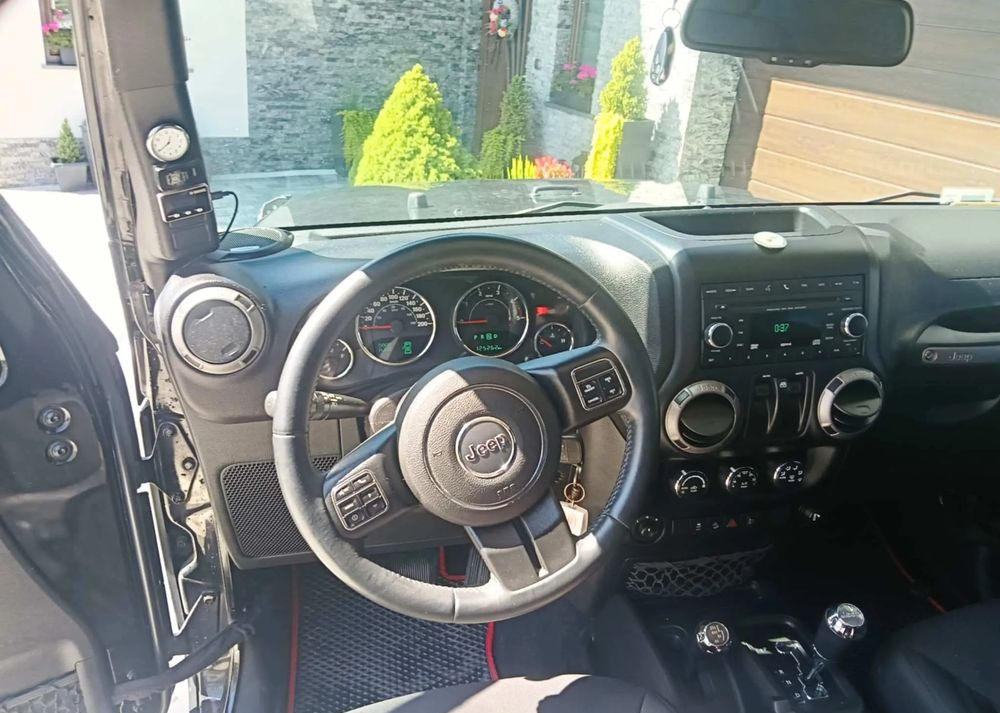 Jeep Wrangler 2.8 CRD Sport - Джип: снимка 4 Jeep Wrangler 2.8 CRD Sport - Джип: снимка 4