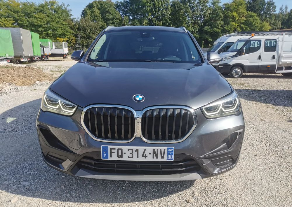 BMW X1 sDrive16d - Лек автомобил: снимка 2 BMW X1 sDrive16d - Лек автомобил: снимка 2