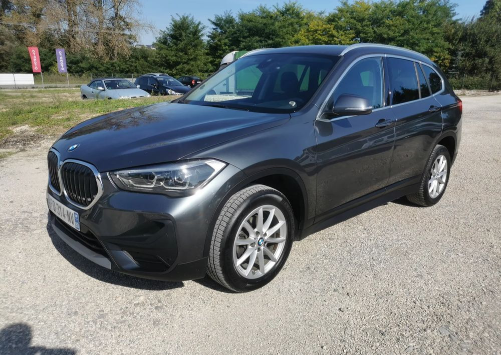 BMW X1 sDrive16d - Лек автомобил: снимка 3 BMW X1 sDrive16d - Лек автомобил: снимка 3
