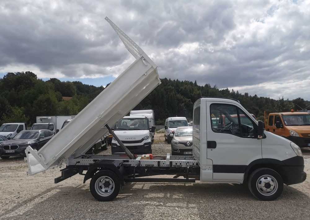Iveco Daily 35C11 Kiper wywrotka Hak Bliźniak sprowadzony 35C12 - Бус самосвал: снимка 4 Iveco Daily 35C11 Kiper wywrotka Hak Bliźniak sprowadzony 35C12 - Бус самосвал: снимка 4