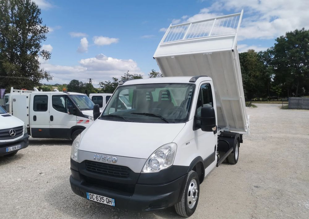 Iveco Daily 35C11 Kiper wywrotka Hak Bliźniak sprowadzony 35C12 - Бус самосвал: снимка 1 Iveco Daily 35C11 Kiper wywrotka Hak Bliźniak sprowadzony 35C12 - Бус самосвал: снимка 1