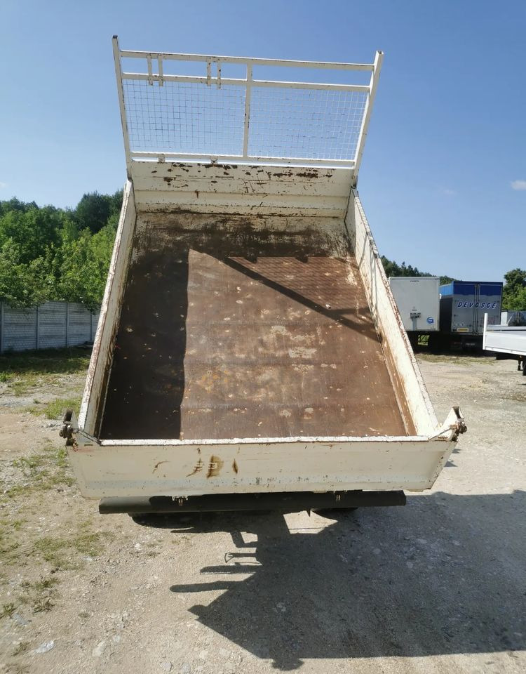 Iveco Daily 35C11 Kiper wywrotka Hak Bliźniak sprowadzony - Бус самосвал: снимка 4 Iveco Daily 35C11 Kiper wywrotka Hak Bliźniak sprowadzony - Бус самосвал: снимка 4