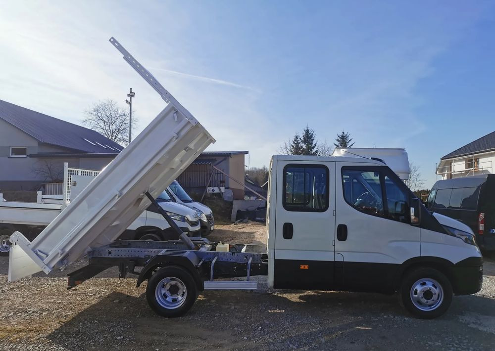 Iveco Daily 35C12 Brygadówka wywrotka 35-120 kiper doka Dubel klimatyzacja - Бус самосвал: снимка 4 Iveco Daily 35C12 Brygadówka wywrotka 35-120 kiper doka Dubel klimatyzacja - Бус самосвал: снимка 4