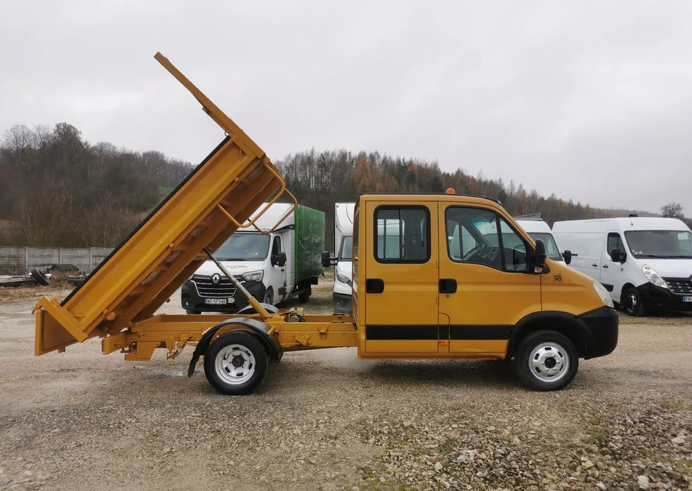 Iveco Daily 35C12 Brygadówka wywrotka Dubel hak kiper doka 35C13 - Бус самосвал: снимка 4 Iveco Daily 35C12 Brygadówka wywrotka Dubel hak kiper doka 35C13 - Бус самосвал: снимка 4