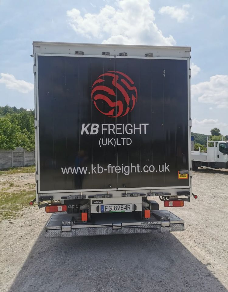 Iveco Daily 72-180 na Gwarancji Burtofirana15pal Dach suwany Winda 1.5T Pneumatyka 70C18 automat Hi-Matic - Брезентов бус: снимка 4 Iveco Daily 72-180 na Gwarancji Burtofirana15pal Dach suwany Winda 1.5T Pneumatyka 70C18 automat Hi-Matic - Брезентов бус: снимка 4