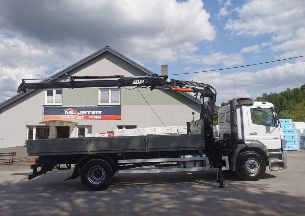 Mercedes-Benz Atego 1823 żuraw HDS Atlas 105.2 koła 315/80R22,5 - Бордови камион, Камион с кран: снимка 4 Mercedes-Benz Atego 1823 żuraw HDS Atlas 105.2 koła 315/80R22,5 - Бордови камион, Камион с кран: снимка 4