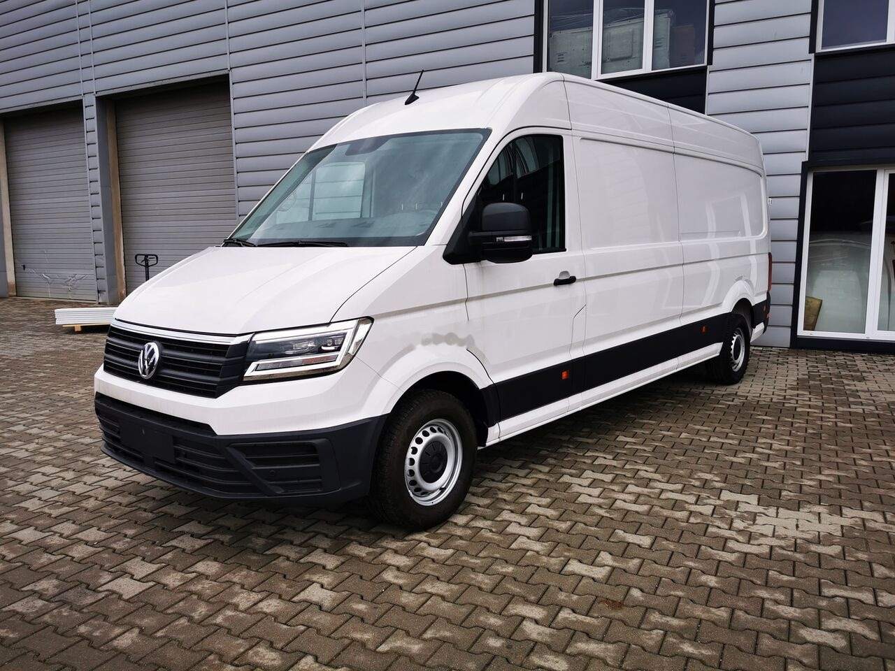 Volkswagen Crafter - Товарен бус: снимка 4 Volkswagen Crafter - Товарен бус: снимка 4