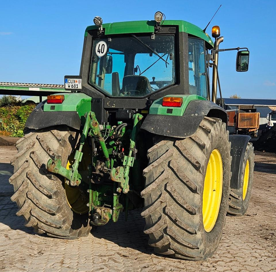 John Deere 6810 | Stoll Robust 30 HDP FL | FH | 8.070 Std. - Трактор: снимка 3 John Deere 6810 | Stoll Robust 30 HDP FL | FH | 8.070 Std. - Трактор: снимка 3