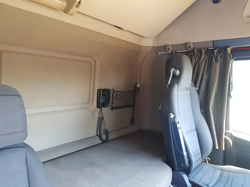 Контейнеровоз/ Сменна каросерия камион Scania R450 8x2 Topline ADR EX/II, EX/III, FL en AT SCR only: снимка 12 Контейнеровоз/ Сменна каросерия камион Scania R450 8x2 Topline ADR EX/II, EX/III, FL en AT SCR only: снимка 12