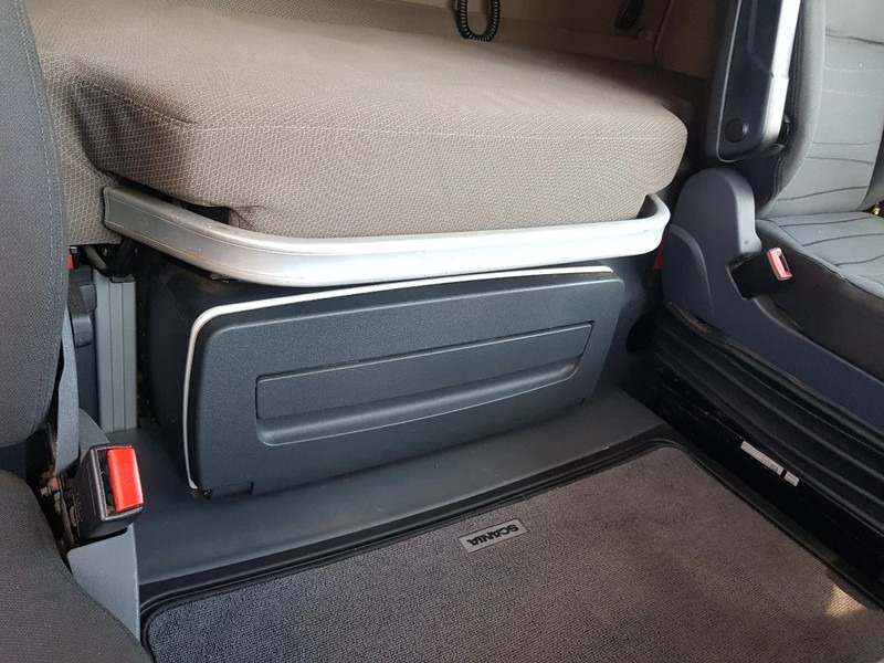 Контейнеровоз/ Сменна каросерия камион Scania R450 8x2 Topline ADR EX/II, EX/III, FL en AT SCR only: снимка 14 Контейнеровоз/ Сменна каросерия камион Scania R450 8x2 Topline ADR EX/II, EX/III, FL en AT SCR only: снимка 14