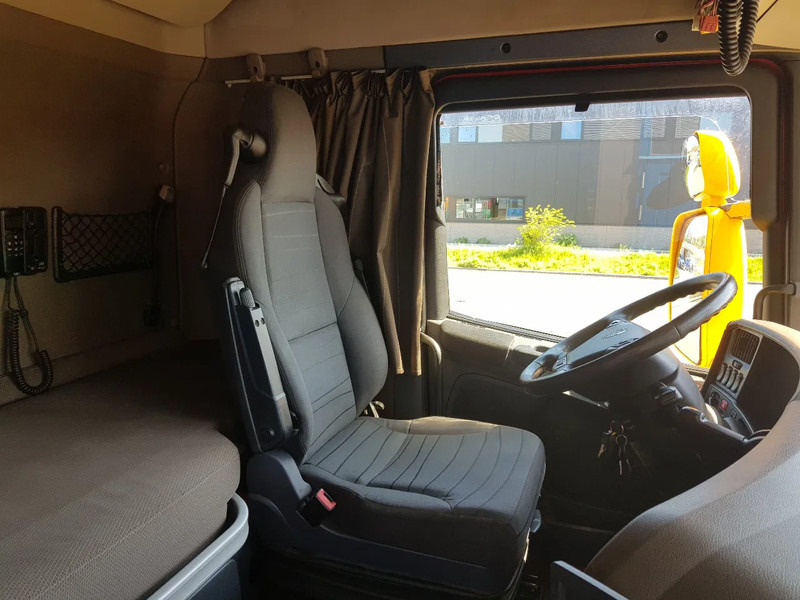 Контейнеровоз/ Сменна каросерия камион Scania R450 8x2 Topline ADR EX/II, EX/III, FL en AT SCR only: снимка 11 Контейнеровоз/ Сменна каросерия камион Scania R450 8x2 Topline ADR EX/II, EX/III, FL en AT SCR only: снимка 11
