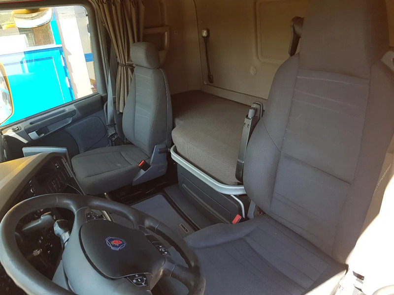 Контейнеровоз/ Сменна каросерия камион Scania R450 8x2 Topline ADR EX/II, EX/III, FL en AT SCR only: снимка 9 Контейнеровоз/ Сменна каросерия камион Scania R450 8x2 Topline ADR EX/II, EX/III, FL en AT SCR only: снимка 9