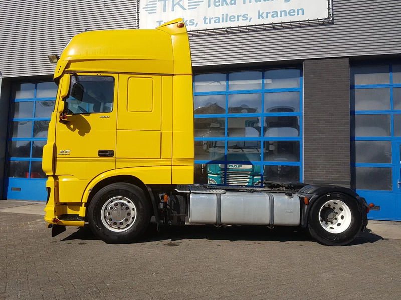 DAF XF 460 SSC Night Airco Special Interior 711 DKM - Влекач: снимка 3 DAF XF 460 SSC Night Airco Special Interior 711 DKM - Влекач: снимка 3