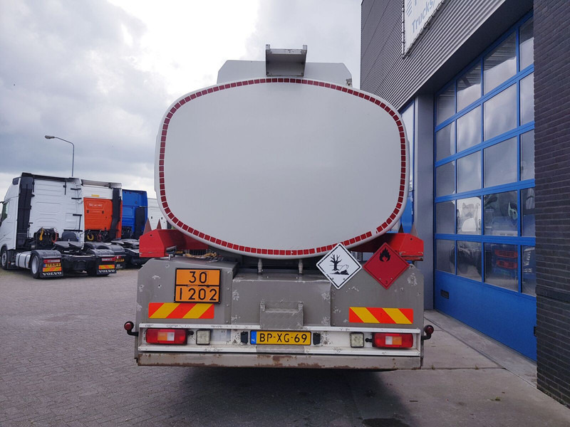 Volvo FM 9.340 Fuel 21.400 Liter 3 Compartments - Камион цистерна: снимка 5 Volvo FM 9.340 Fuel 21.400 Liter 3 Compartments - Камион цистерна: снимка 5
