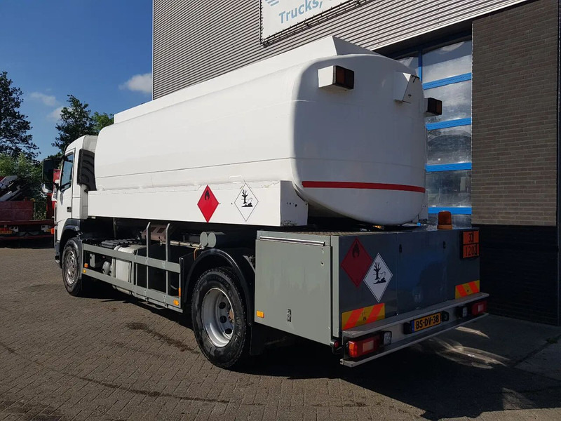 Volvo FM 9.340 Petrol, Diesel 17000 Ltr. 3 Compartementen - Камион цистерна: снимка 4 Volvo FM 9.340 Petrol, Diesel 17000 Ltr. 3 Compartementen - Камион цистерна: снимка 4