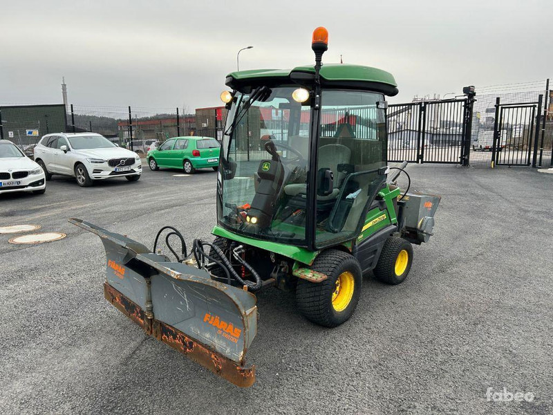 Колесен товарач John Deere 1585: снимка 1