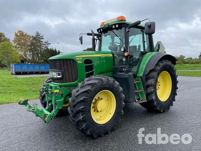John Deere 6930 - Трактор: снимка 1 John Deere 6930 - Трактор: снимка 1