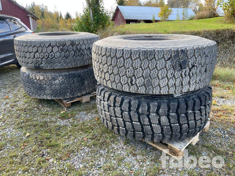 Onbekend 20.5R25 - Гума за Селскостопанска техника: снимка 1 Onbekend 20.5R25 - Гума за Селскостопанска техника: снимка 1