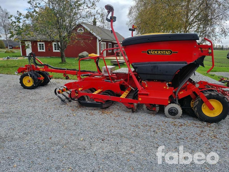 Vaderstad Rapid RD 400C - Комбинирана сеялка: снимка 1 Vaderstad Rapid RD 400C - Комбинирана сеялка: снимка 1