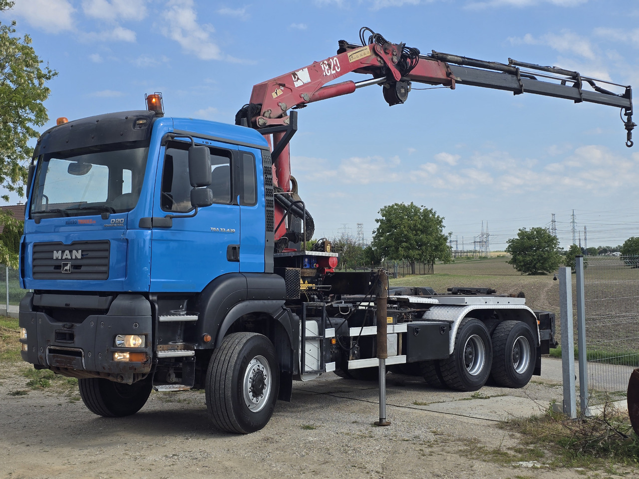Лизинг на MAN TGA 33.430 6X6 / HMF 1823 K3+REM.CON./ HOOK SYSTEM 2x in stock MAN TGA 33.430 6X6 / HMF 1823 K3+REM.CON./ HOOK SYSTEM 2x in stock: снимка 9
