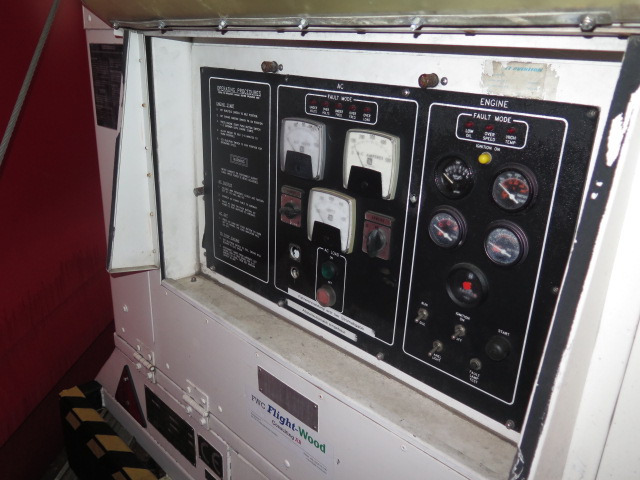 Trieletron 90T400SLN - Наземно съоръжение за електрозахранване: снимка 4 Trieletron 90T400SLN - Наземно съоръжение за електрозахранване: снимка 4
