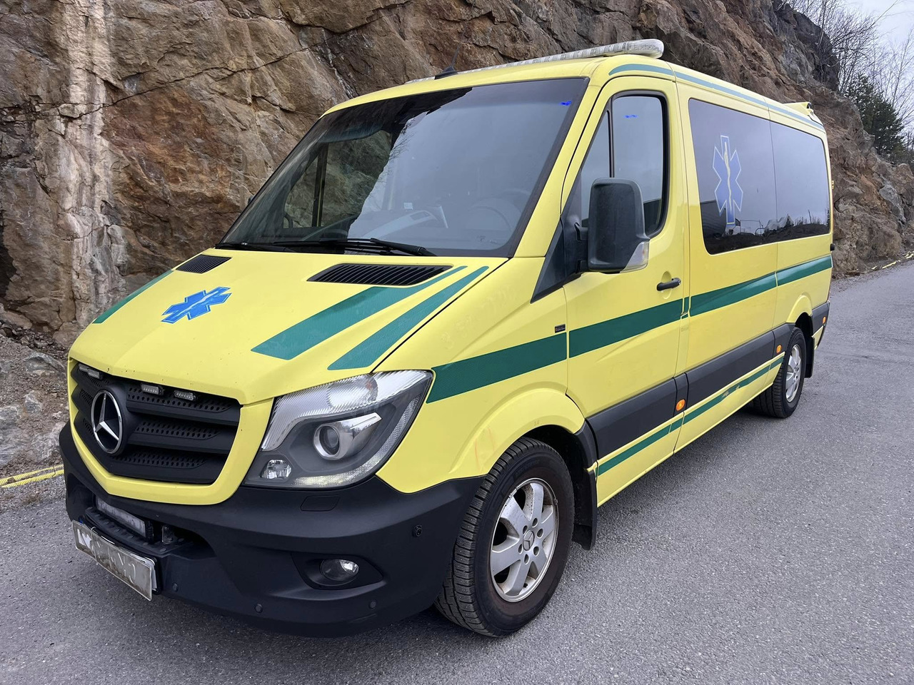 Mercedes-Benz Sprinter 316 - 2 stretcher ambulance - RESERVERAD!! - Линейка: снимка 1 Mercedes-Benz Sprinter 316 - 2 stretcher ambulance - RESERVERAD!! - Линейка: снимка 1