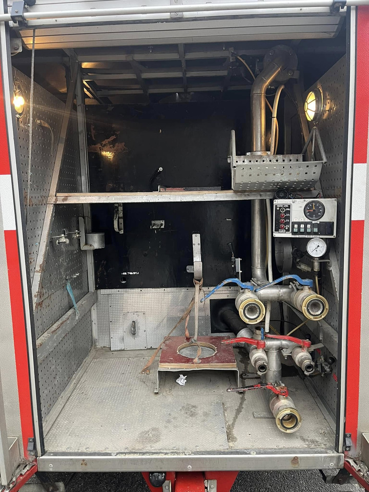 Пожарна кола Scania P93ML - Fire engine /firetruck - RESERVERAD !!: снимка 19