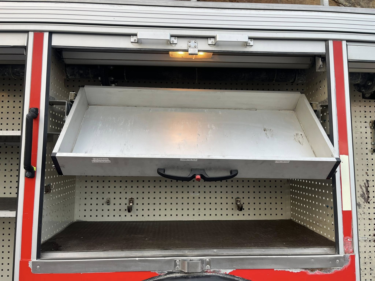 VOLVO FL10 4x2 - fire engine / fire truck / brandbil - Пожарна кола: снимка 5 VOLVO FL10 4x2 - fire engine / fire truck / brandbil - Пожарна кола: снимка 5