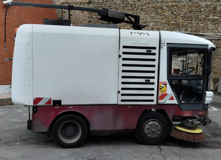 Ravo 540XL/545XL Kehrmaschine wie Citycat Cityfant Dulevo - Комунална/ Специална техника: снимка 4 Ravo 540XL/545XL Kehrmaschine wie Citycat Cityfant Dulevo - Комунална/ Специална техника: снимка 4