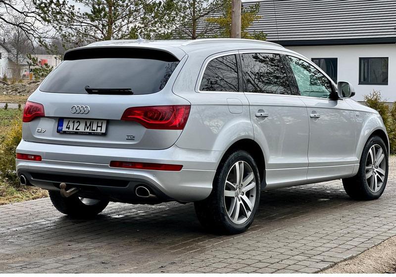 Audi Q7 - Лек автомобил: снимка 4 Audi Q7 - Лек автомобил: снимка 4