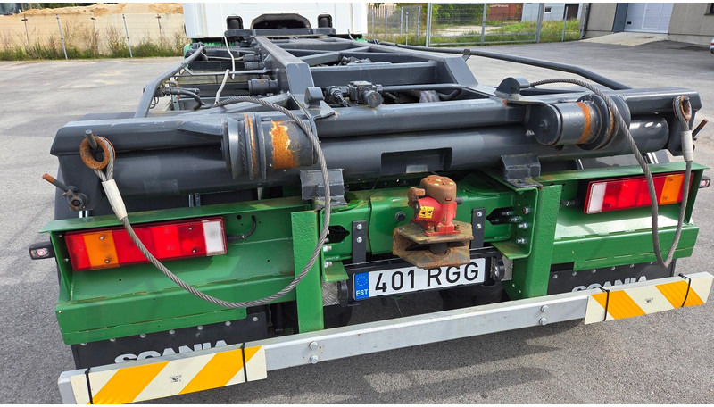 Scania P94 4X2 220 - Камион с кабелна система: снимка 5 Scania P94 4X2 220 - Камион с кабелна система: снимка 5