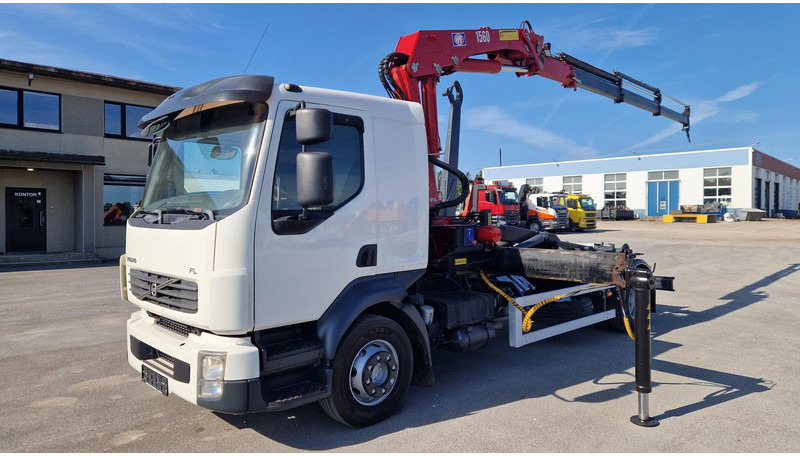 Volvo FL280 4X2 HMF 1560 + platform - Мултилифт с кука камион, Камион с кран: снимка 3 Volvo FL280 4X2 HMF 1560 + platform - Мултилифт с кука камион, Камион с кран: снимка 3