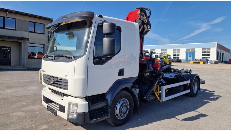 Volvo FL280 4X2 HMF 1560 + platform - Мултилифт с кука камион, Камион с кран: снимка 5 Volvo FL280 4X2 HMF 1560 + platform - Мултилифт с кука камион, Камион с кран: снимка 5