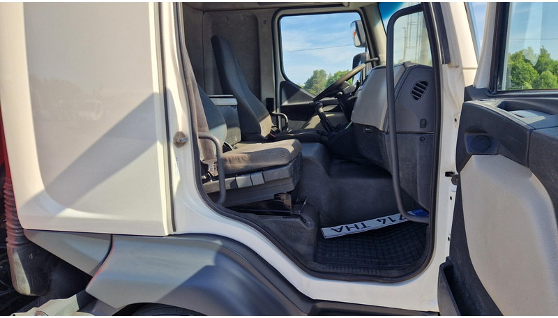 Мултилифт с кука камион, Камион с кран Volvo FL280 4X2 HMF 1560 + platform: снимка 15 Мултилифт с кука камион, Камион с кран Volvo FL280 4X2 HMF 1560 + platform: снимка 15