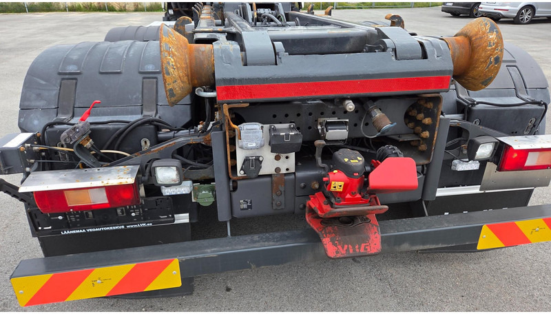 Volvo FM460 6X2*4 - Мултилифт с кука камион: снимка 5 Volvo FM460 6X2*4 - Мултилифт с кука камион: снимка 5