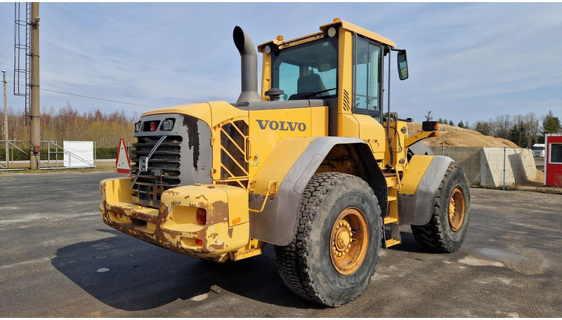 Volvo L90F - Колесен товарач: снимка 3 Volvo L90F - Колесен товарач: снимка 3