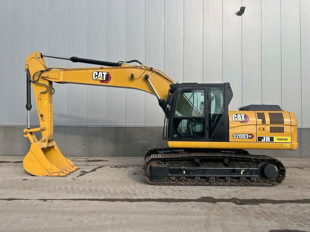 CAT 320 D3 GC - Верижен багер: снимка 1 CAT 320 D3 GC - Верижен багер: снимка 1
