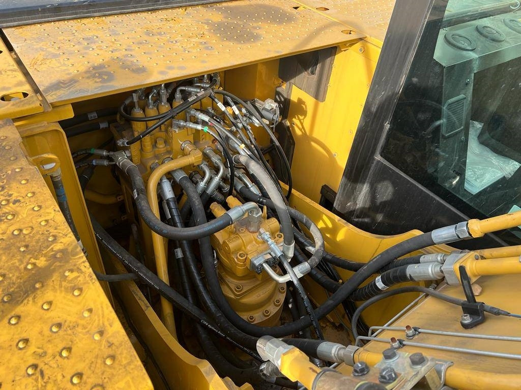 Лизинг на CAT 320 D3 GC  CAT 320 D3 GC: снимка 20