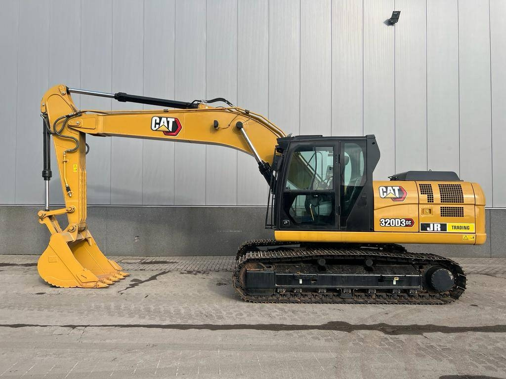 CAT 320 D3 GC - Верижен багер: снимка 1 CAT 320 D3 GC - Верижен багер: снимка 1