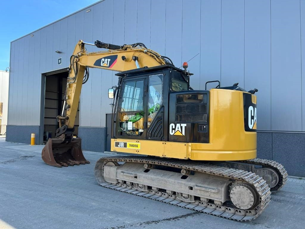 CAT 325 FL CR - Верижен багер: снимка 3 CAT 325 FL CR - Верижен багер: снимка 3