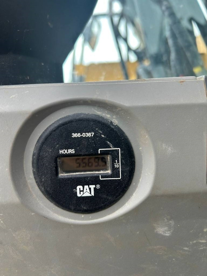 CAT 325 FL CR (Under Preparation) - Верижен багер: снимка 3 CAT 325 FL CR (Under Preparation) - Верижен багер: снимка 3