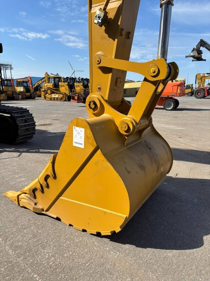 Нови Верижен багер CAT 336: снимка 8