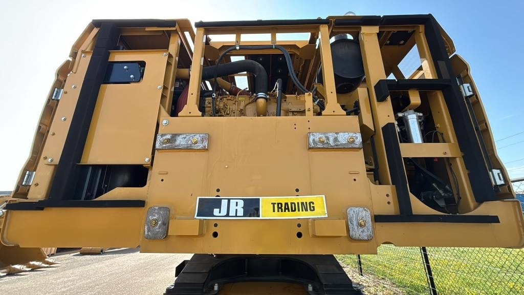 CAT 374 - Верижен багер: снимка 5 CAT 374 - Верижен багер: снимка 5