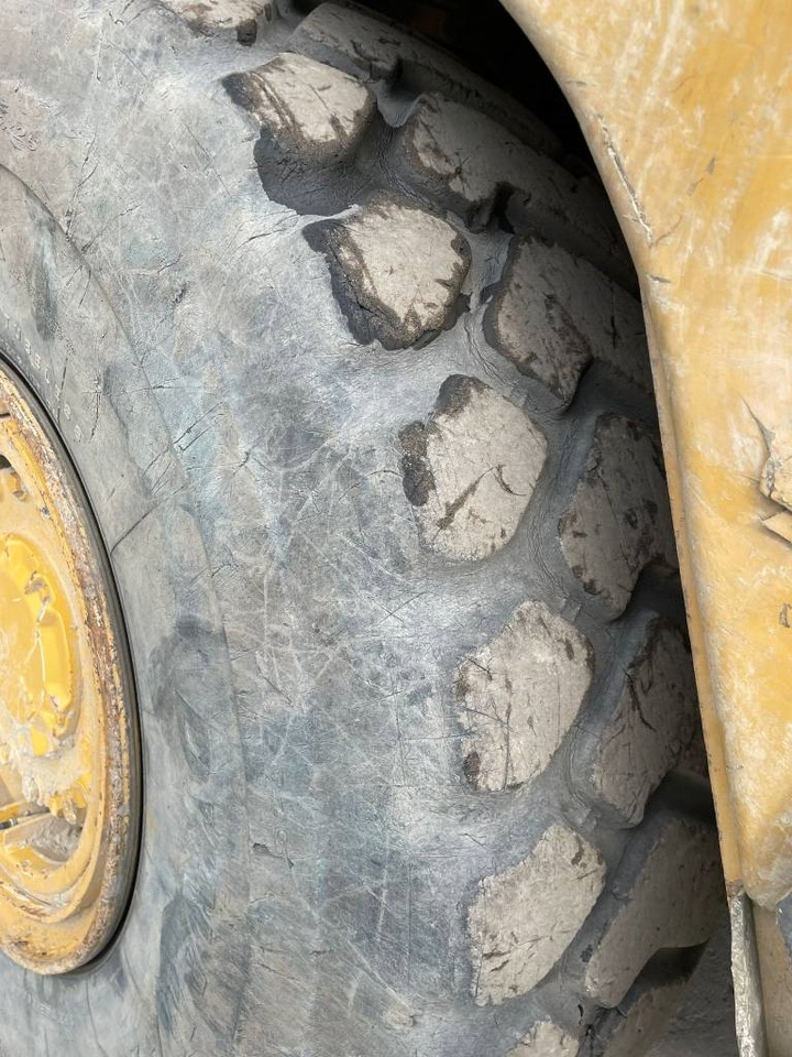 Съчленен самосвал CAT 725 (CE certified - good working condition): снимка 24