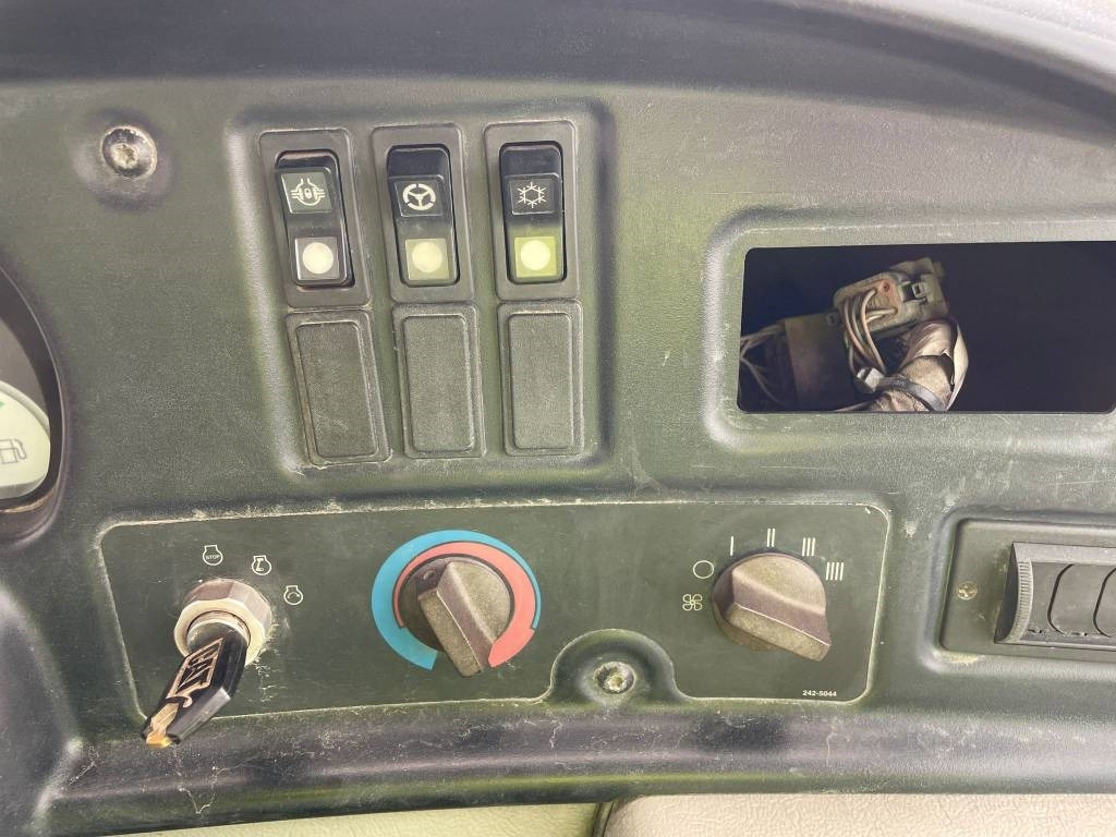 Съчленен самосвал CAT 725 (CE certified - good working condition): снимка 15